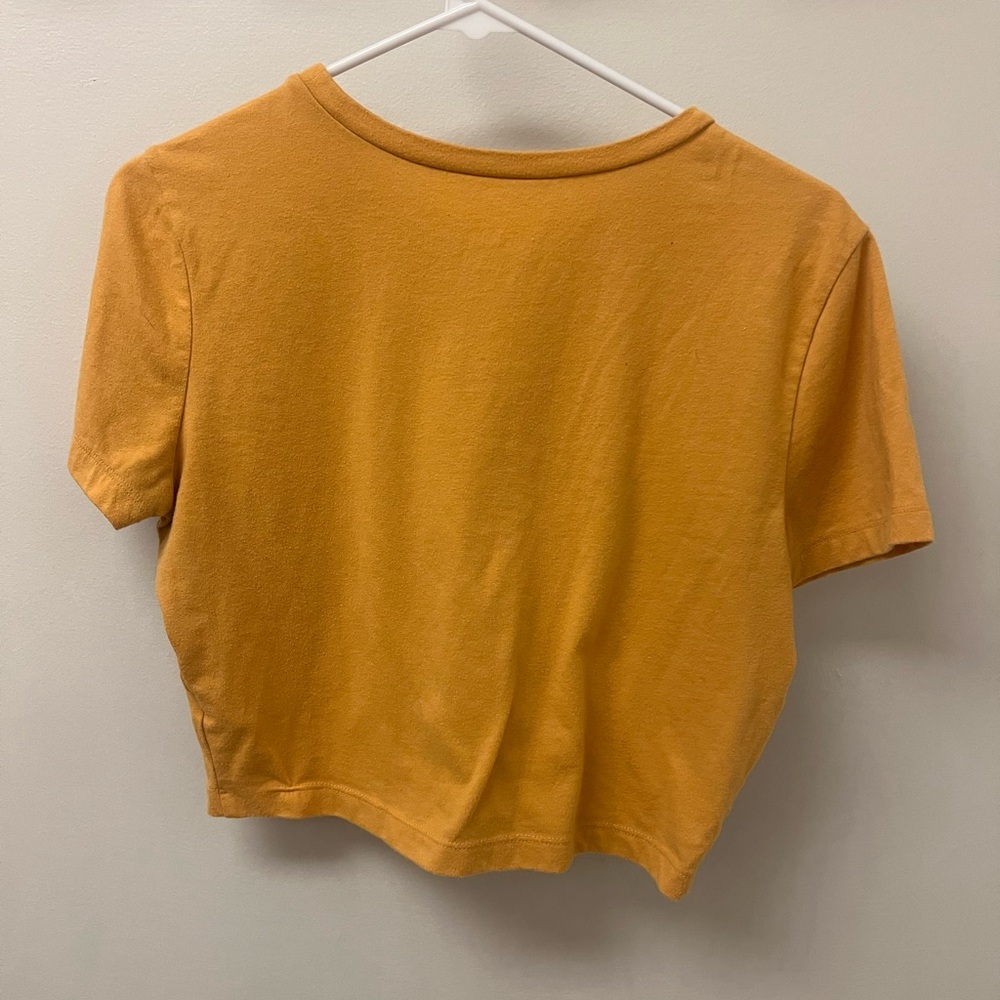 Wild Table Basic Crop Tee - Picture 2 of 2